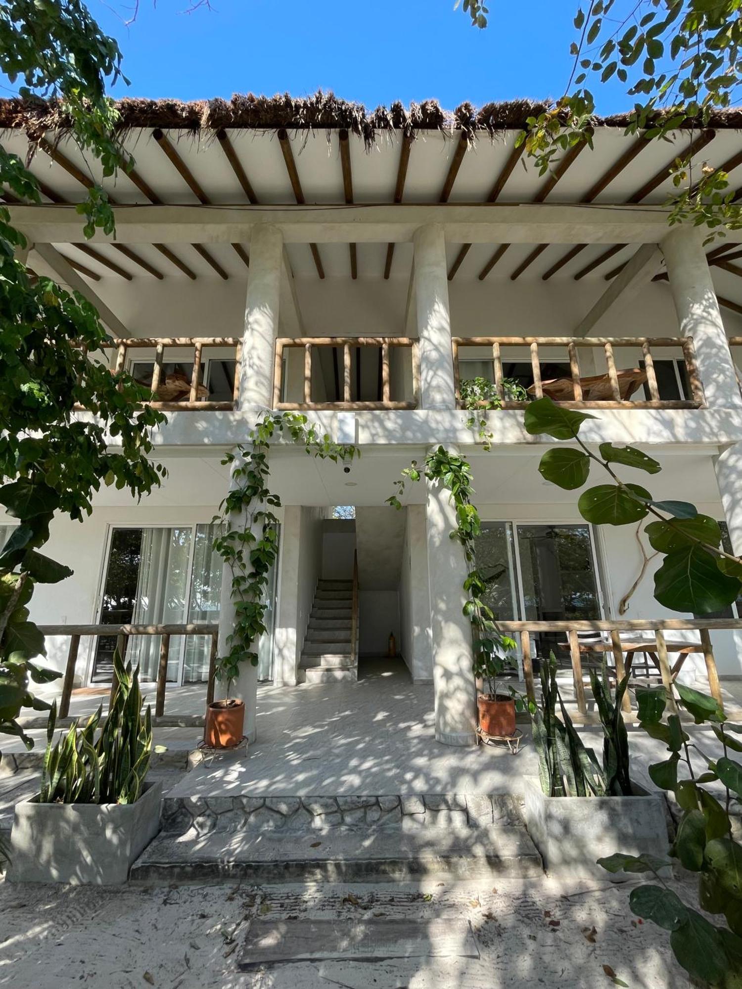 Baru Playa Eco Beach Resort Bagian luar foto