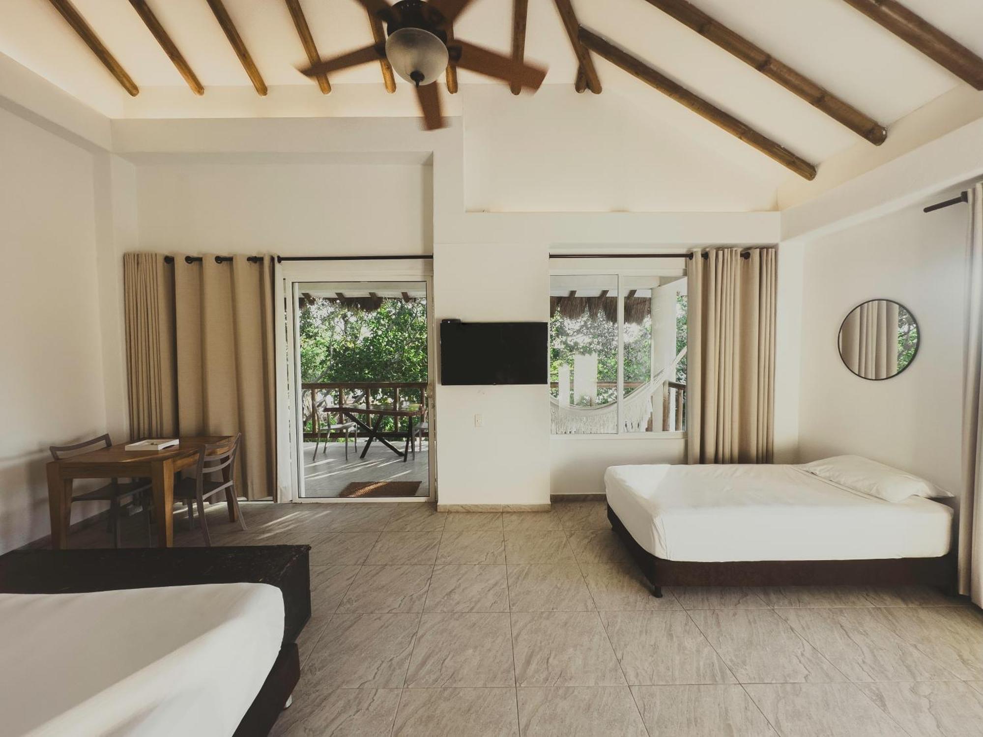 Baru Playa Eco Beach Resort Bagian luar foto