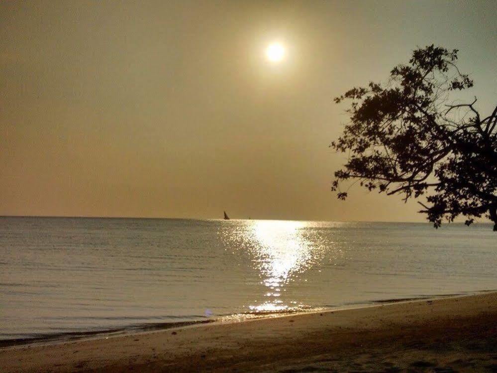 Baru Playa Eco Beach Resort Bagian luar foto